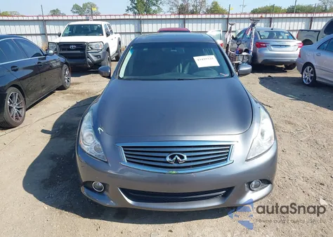 2013 Infiniti G37 Journey z USA, uszkodzony, nr VIN JN1CV6AP6DM723804